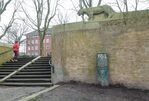 Bij de ingang van het Erasmuspark. (Beeld: Jan Trapman.)
              <br/>
              Marcel Westhoff, februari 2016